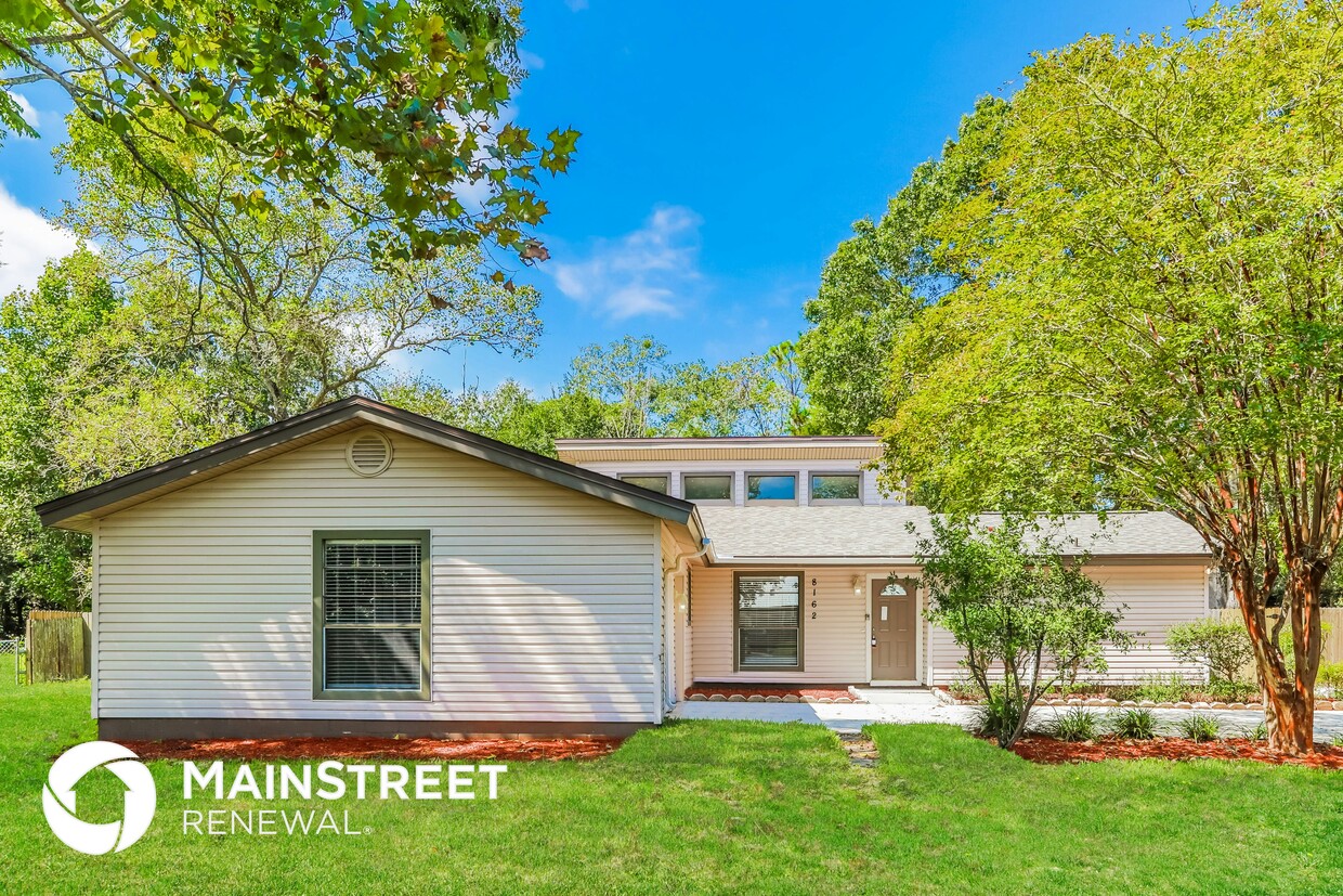 Foto principal - 8162 Cayuga Trail W