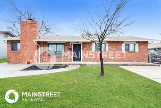 Building Photo - 2504 Yorkshire Ave