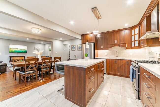 Building Photo - 30 Winding Way