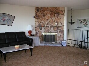 Building Photo - 515 Verducci Dr