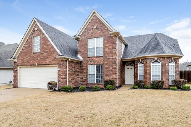 Building Photo - 10114 Bloomsbury Ave