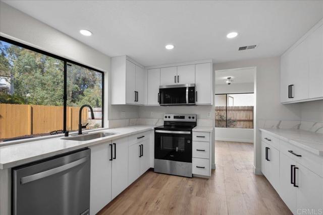 Foto del edificio - 3134 Casa Bonita Dr