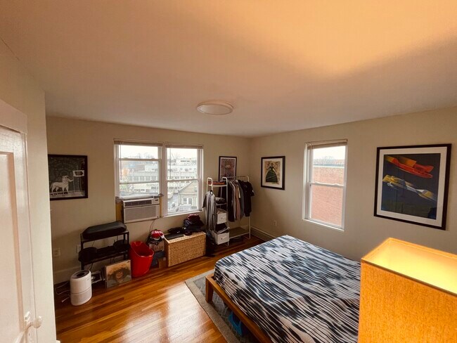 Foto del edificio - 402 Highland Ave