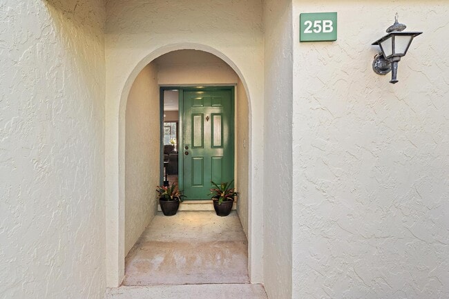 Foto del edificio - 25 Lexington Ln W