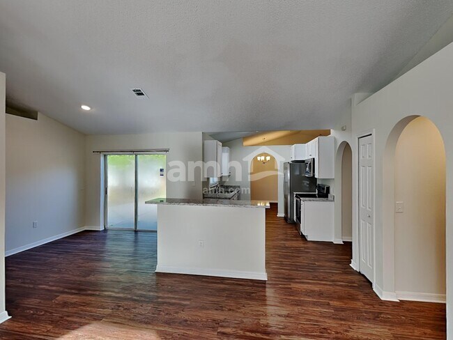 Building Photo - 1133 Royal Marquis Circle