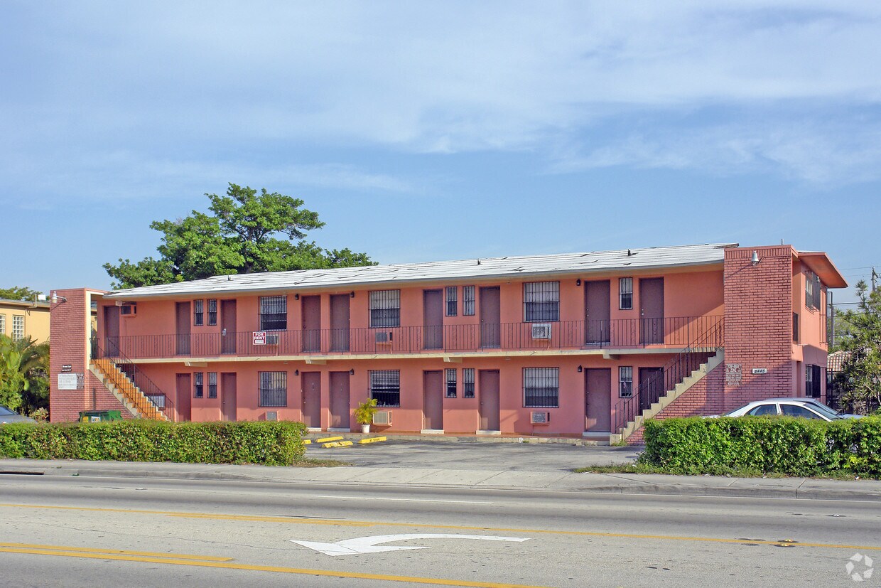 Primary Photo - 3445-3465 W Flagler St