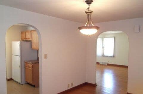 Building Photo - 310 Avondale Avenue