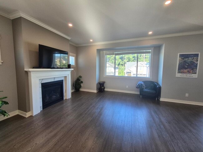 Building Photo - 3537 Honeycrisp Ave