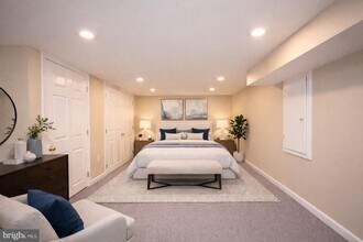 Building Photo - 2104 Steuben Way