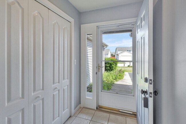 Foto del edificio - Turnberry Ridge – 3 Bedroom, 2.5 Bath Zero-Lot Home with 2-Car Garage
