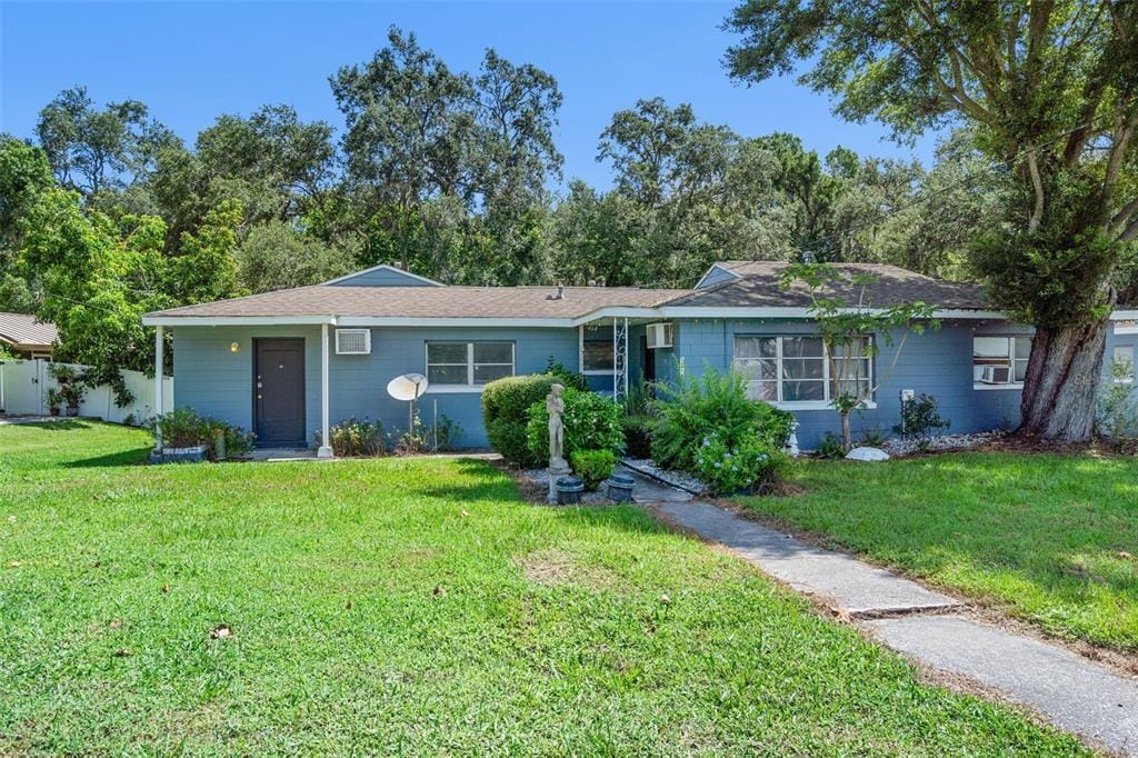Primary Photo - 1220 Sunshine Ave