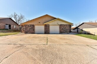 Building Photo - 1036 Tall Oaks Dr