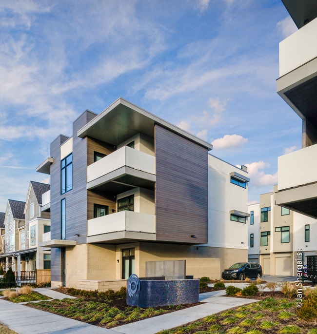 118 Flats Oval Apartments Cleveland, OH