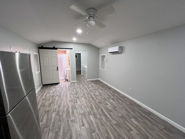 Building Photo - 21215 Yarbrough Rd