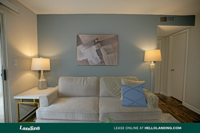 Foto del edificio - 801 Cahaba Forest Cove