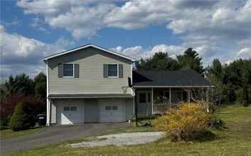 Building Photo - 112 Central Dr