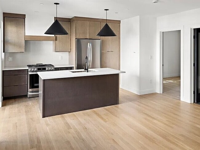 Photo - 99 5th St Apartment