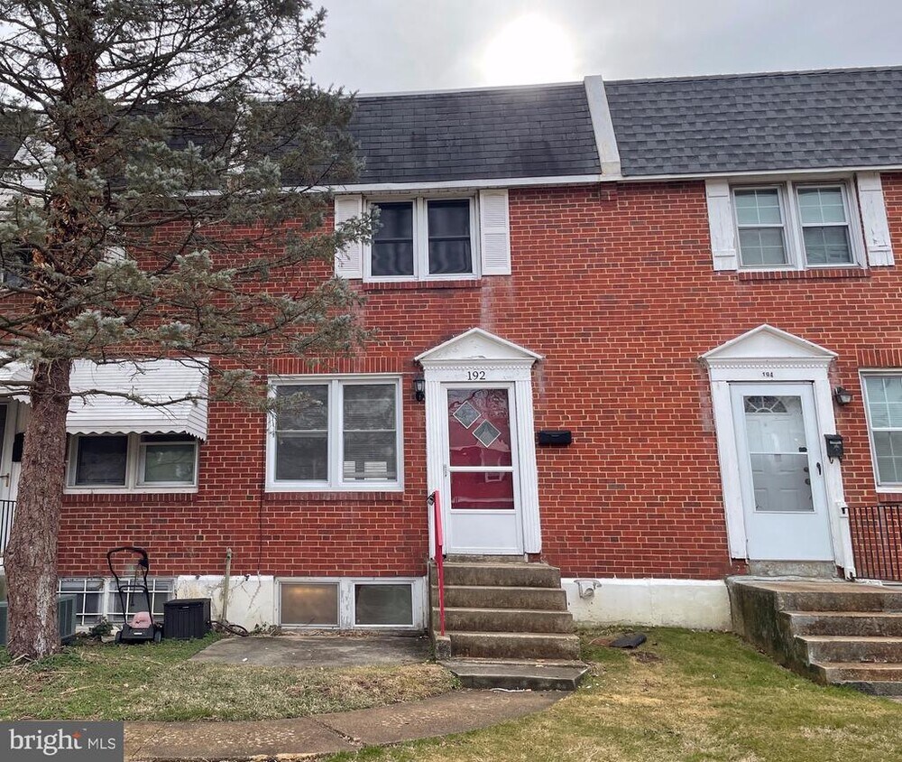 Foto principal - 192 Madison Dr
