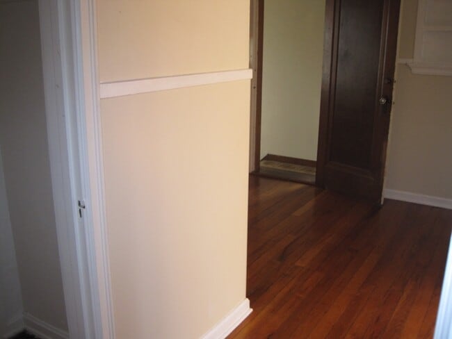 Building Photo - 35 Merzen Ct