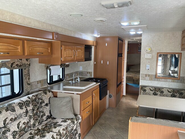 Building Photo - 6620 Topper Run