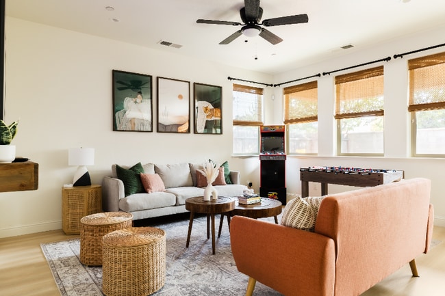 Building Photo - 1715 East Autumn Sage Avenue