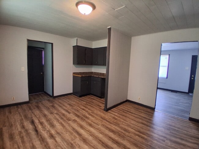 Foto del edificio - 1112 Glenwood Dr