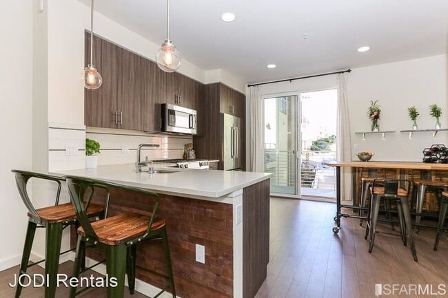 Building Photo - 2 br, 2 bath House - 276 Friedell Street