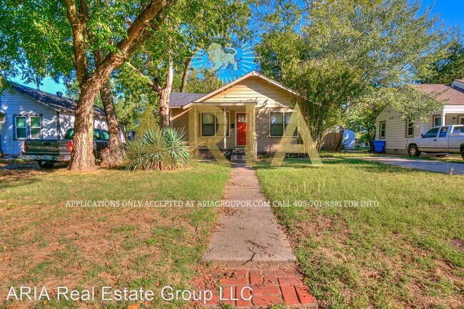 Building Photo - 2 br, 1 bath House - 519 Kansas St.