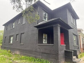 Building Photo - 3617 Massachusetts St