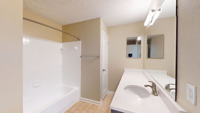 Interior Photo - Wellington Place at Olde Town