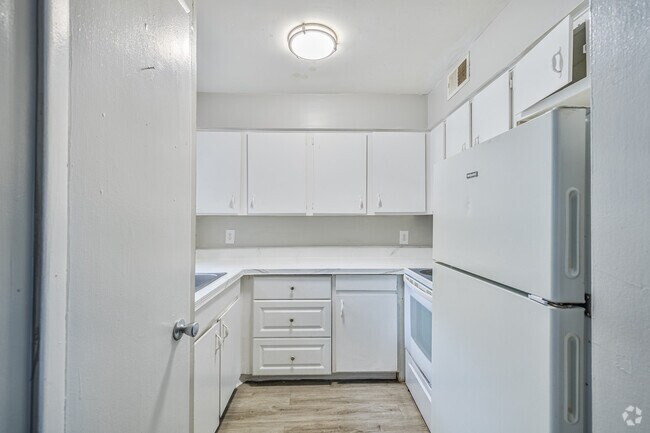 1HAB, 1BA - 700ft² - Cocina - Reserve At Waters