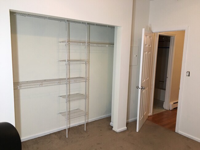 Building Photo - 54 Wildey St