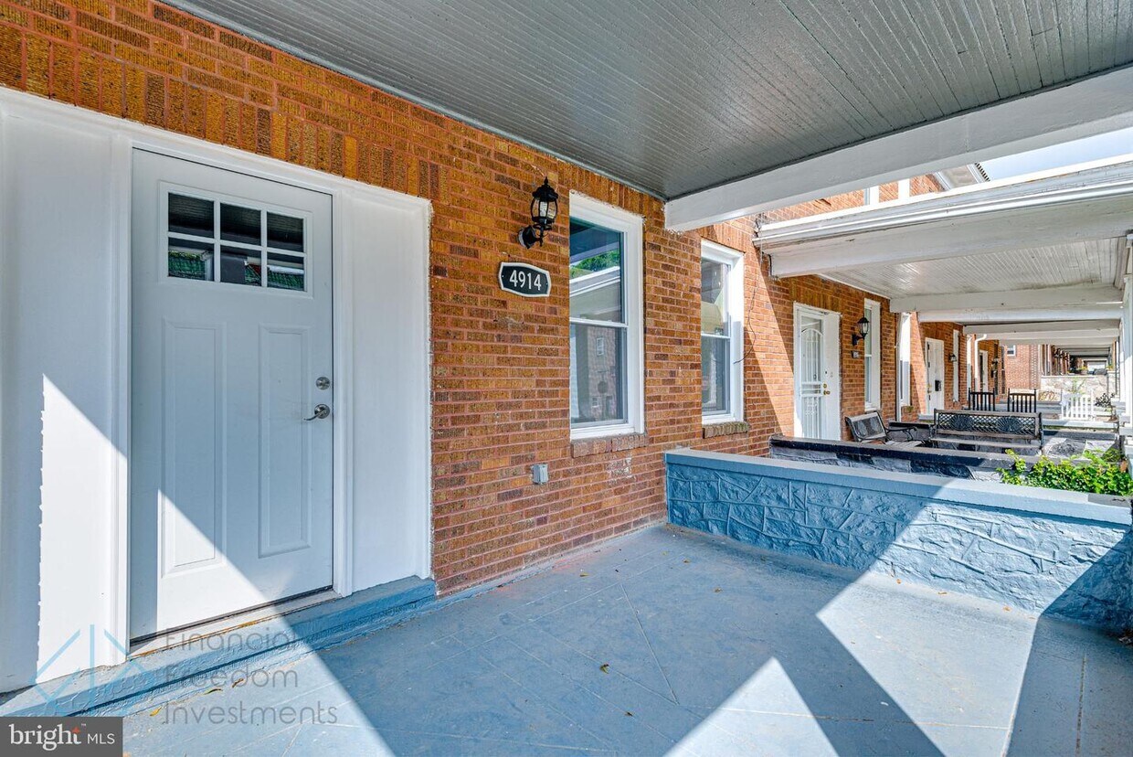 4914 Queensberry Ave, Baltimore, MD 21215 Townhome Rentals in
