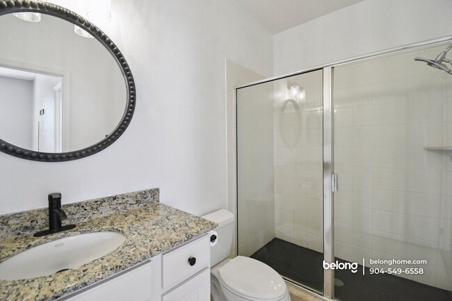 Building Photo - 531 Hedgewood Dr