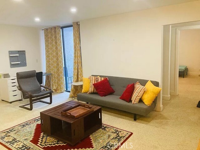 Foto del edificio - 10982 Roebling Ave