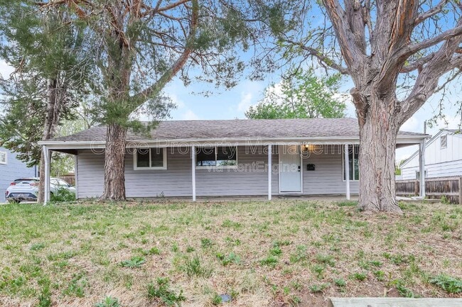 Photo - 1842 S Dahlia St House