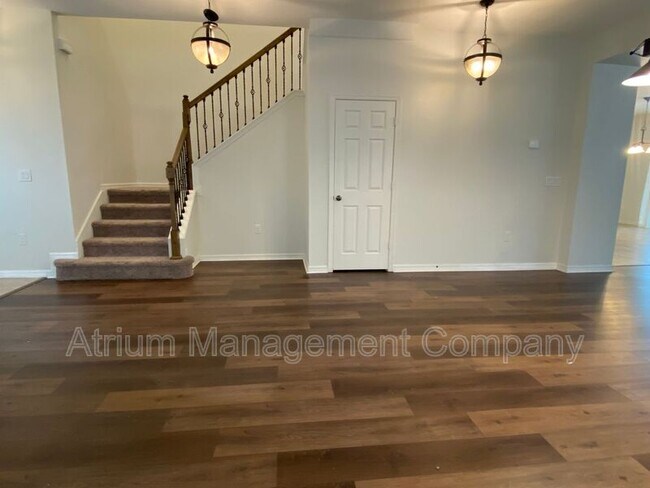 Building Photo - 3064 Irish Peach Dr