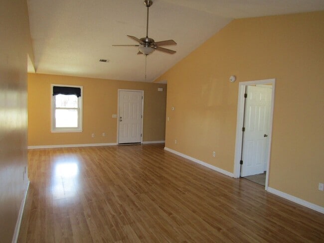 Building Photo - 1201 Desert Storm Dr