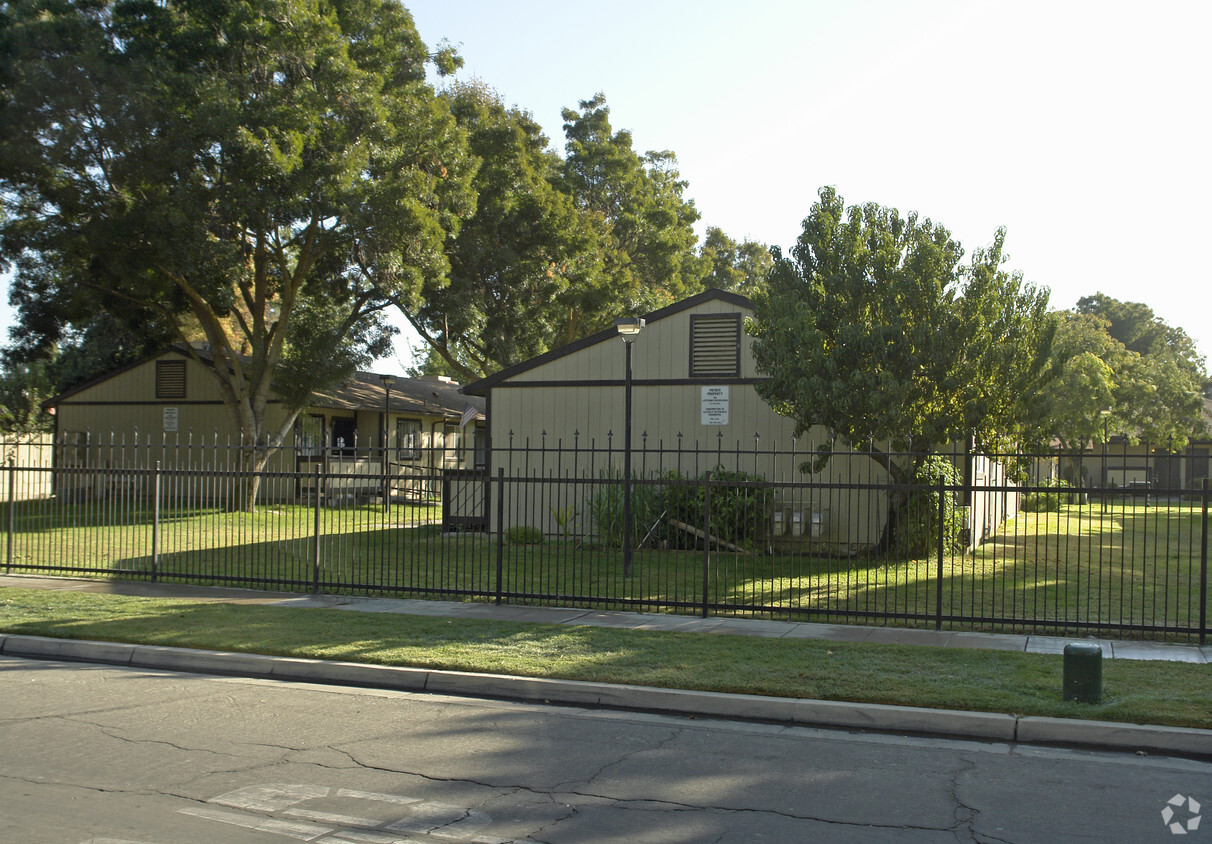 Primary Photo - Lula Haynes Plaza Apartments