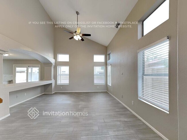 Foto del edificio - 1339 E Park Ave