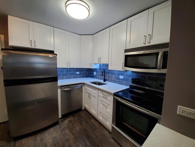 Foto del edificio - 222 E Pearson St