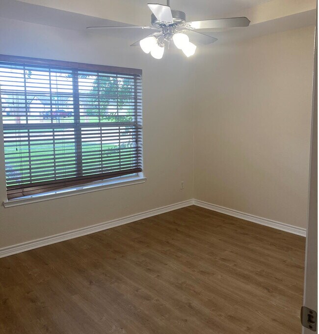 Foto del edificio - 2908 Horseback Ct