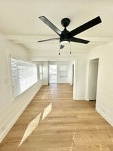 Building Photo - 30 6th St