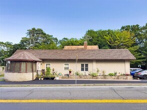 Building Photo - 456 N Liberty Dr