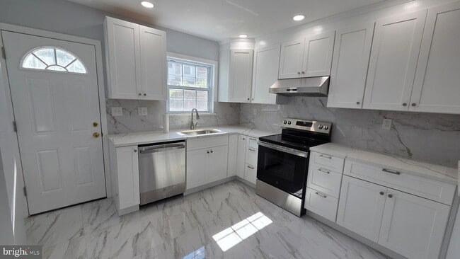 Photo - 1810 E Albert Street Unit Townhome