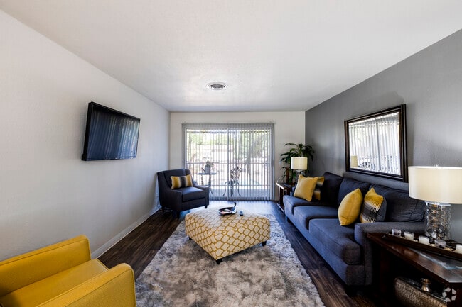 Interior Photo - Oasis at Scottsdale