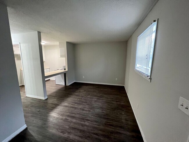 Foto del edificio - 3418 Glen Park Dr NW