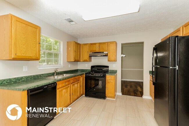 Foto del edificio - 4772 Creekside Pl