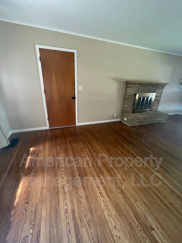 Foto del edificio - 2622 S 74th E Ave