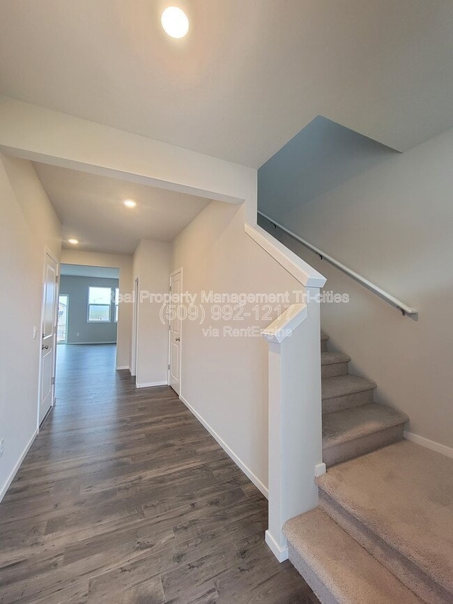Foto del edificio - 7752 Ranchland Ln